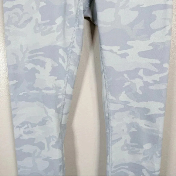 Lululemon Wunder Under High-Rise Tight 25" Luxtreme - Picture 7 of 16